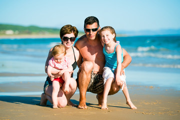 Fototapeta premium Family at the beach