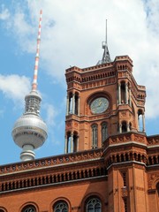 Rotes Rathaus und Fernsehturm