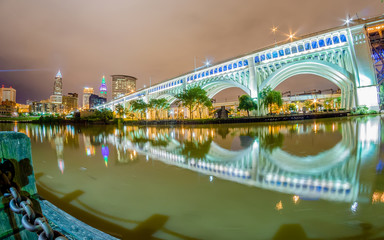 Obraz premium Cleveland downtown on cloudy day