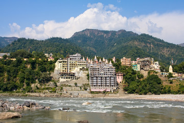 Fototapeta na wymiar Holy Ganges river in Rishikesh, India.