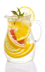 Citrus limonade isolated