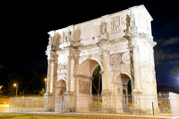 Fototapeta na wymiar Arch of Constantine Arco di Costantino