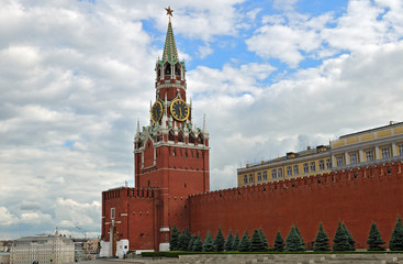 Fototapeta na wymiar Moscow Kremlin's Spassky Tower and part of the wall