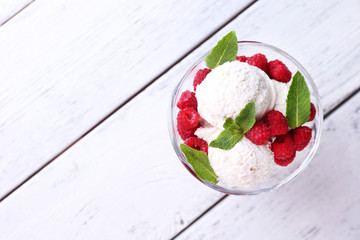 Creamy ice cream with raspberries