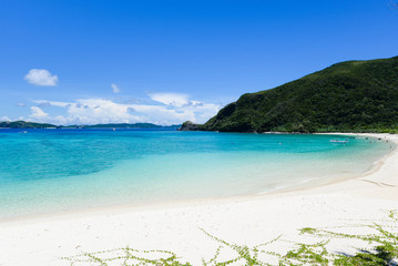 沖縄の海・渡嘉敷島トカシクビーチ