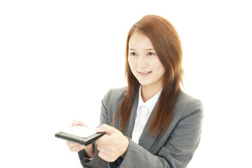 Naklejka premium 名刺を持つ笑顔のＯＬ