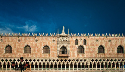 Fototapeta premium Doge's Palace on San Marco square in Venice, Italy