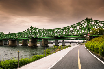 landscape - railway bridge