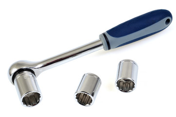 Clé à cliquet et douilles