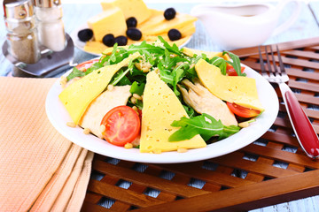 Fresh salad with arugula, close up