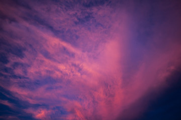 Fototapeta na wymiar Red cloud at twilight time