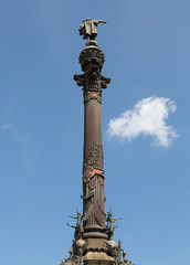Fototapeta na wymiar The top part of the monument to Columbus