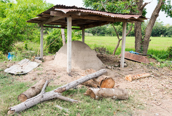 Charcoal incinerator