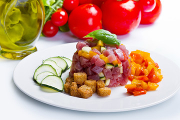 tuna tartar with fresh zucchini and pepper
