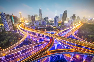 Zelfklevend Fotobehang Shanghai, China Verhoogde snelwegen © SeanPavonePhoto