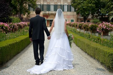 Sposi nel viale