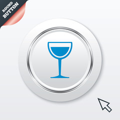 Wine glass sign icon. Alcohol drink symbol.