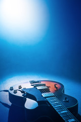 guitar © razoomanetu