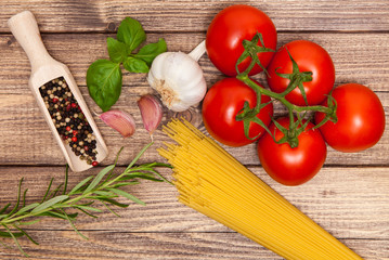 Traditional spaghetti ingredients
