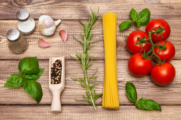 Traditional spaghetti ingredients