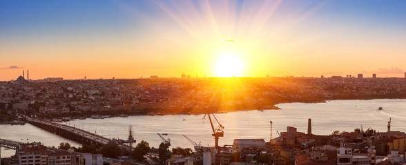Panorama in Istanbul ay sunset