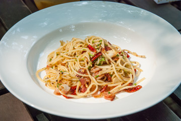 Spicy spaghetti bacon