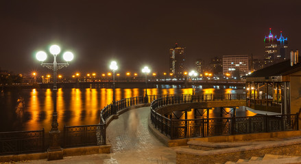Fototapeta na wymiar Evening shot of promenade in Donetsk.
