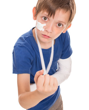 boy with a broken arm
