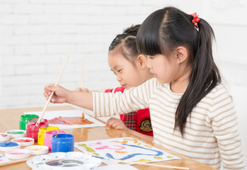 Painting little girl