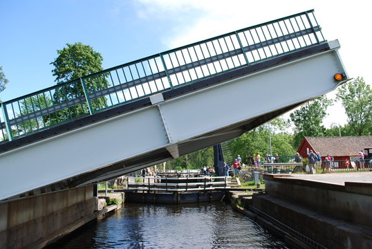 wippbrücke am göta kanal