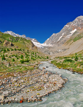 Die wilde Lonza im L&ouml;tschental, Wallis/Schweiz