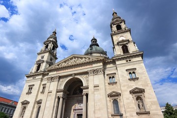Fototapeta na wymiar Budapest - Saint Stephen Basilica
