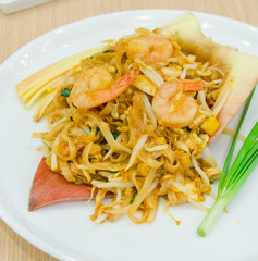 Pad thai