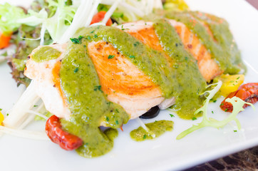 Grill salmon