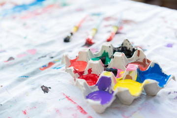 Color Paint in Egg Carton