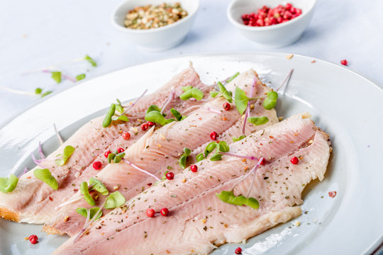 ger&auml;uchertes forellenfilet