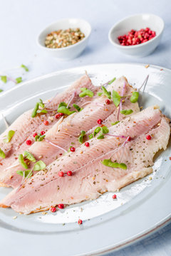 ger&auml;uchertes forellenfilet