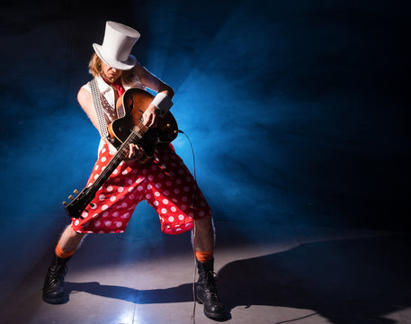 Guitarist unusual in shorts