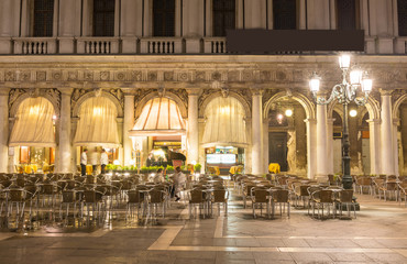 Obraz premium San Marco square at night in Venice, Italy