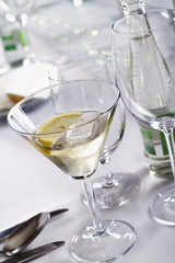 Perparing receptions or weddin table.