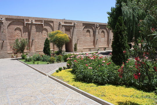 jardin du caravans&eacute;rail de Qazvin