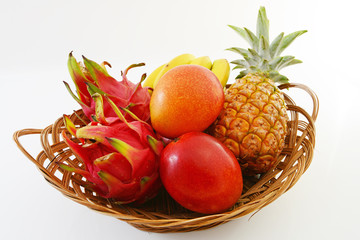 新鮮なトロピカルフルーツ