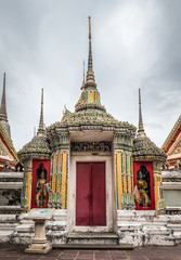 Fototapeta premium Demons of Wat Poe