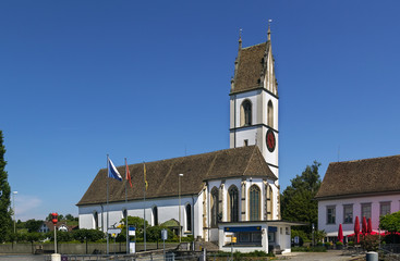 Fototapeta na wymiar church on Zurich lake, Switzerland