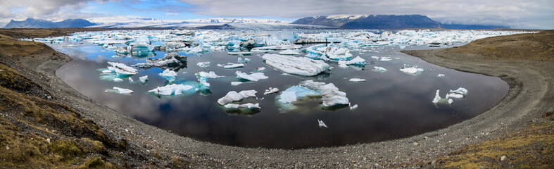 Jokulsarlon glacier lagoon