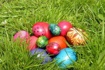 Easter Dekoration with colorful egs in grass
