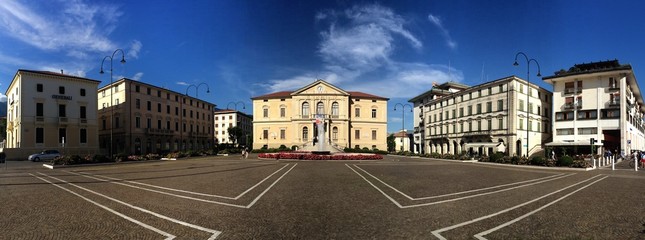 Fototapety na wymiar - Fototapeta24.pl