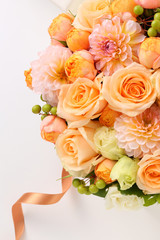 プレゼント、花のアレンジ