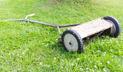 Retro manual lawnmower