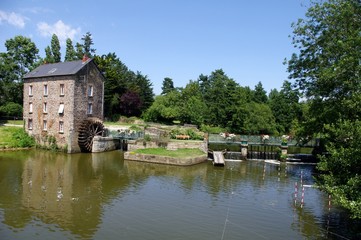 Un moulin à eau
